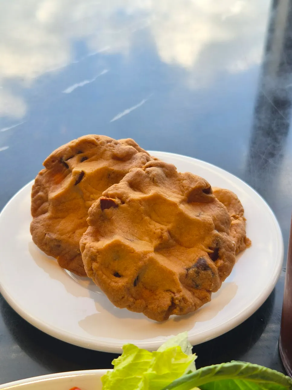 Four chocolate chip cookies