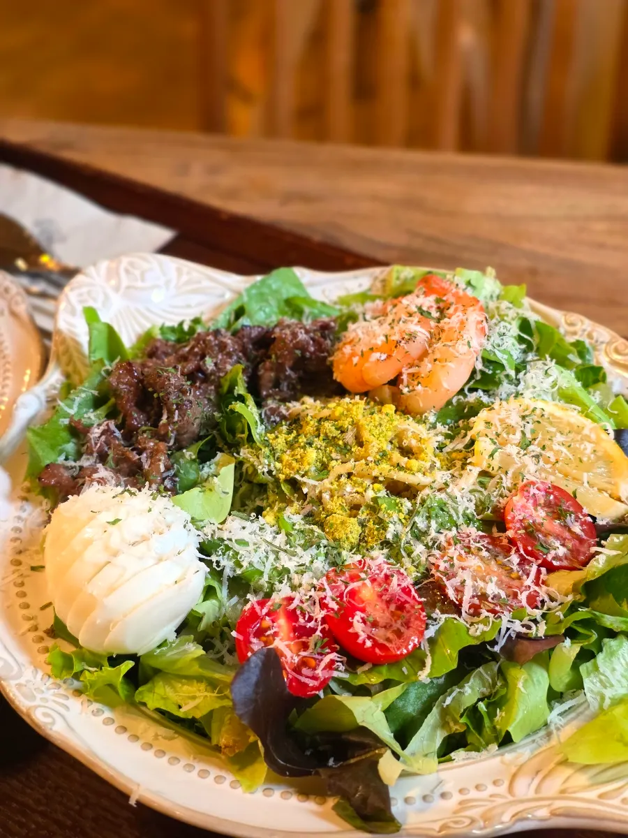 Salad pasta with plenty of European lettuce