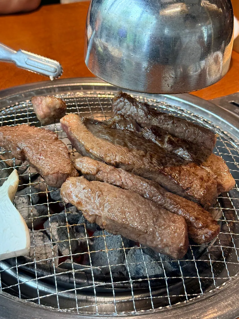새송이버섯을 곁들인 꽃갈비살