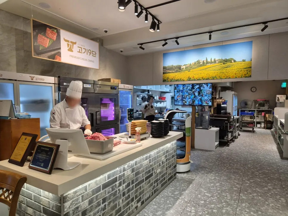 Meat being prepared as soon as an order is placed