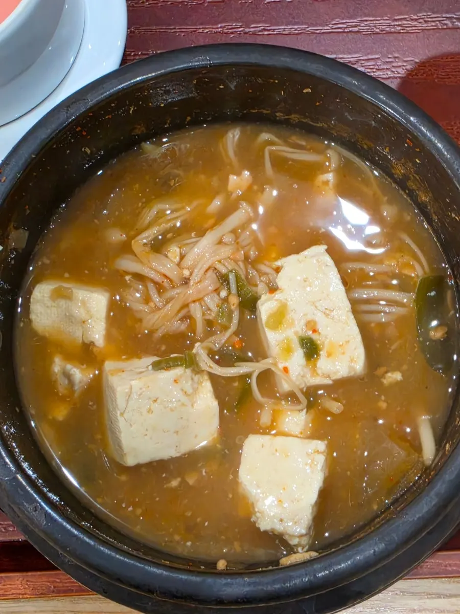 Charcoal-grilled spicy pork and kimchi stew set