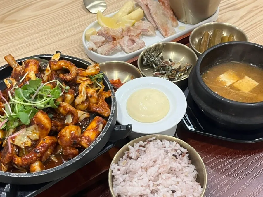 화로에 올려 나온 쭈꾸미볶음