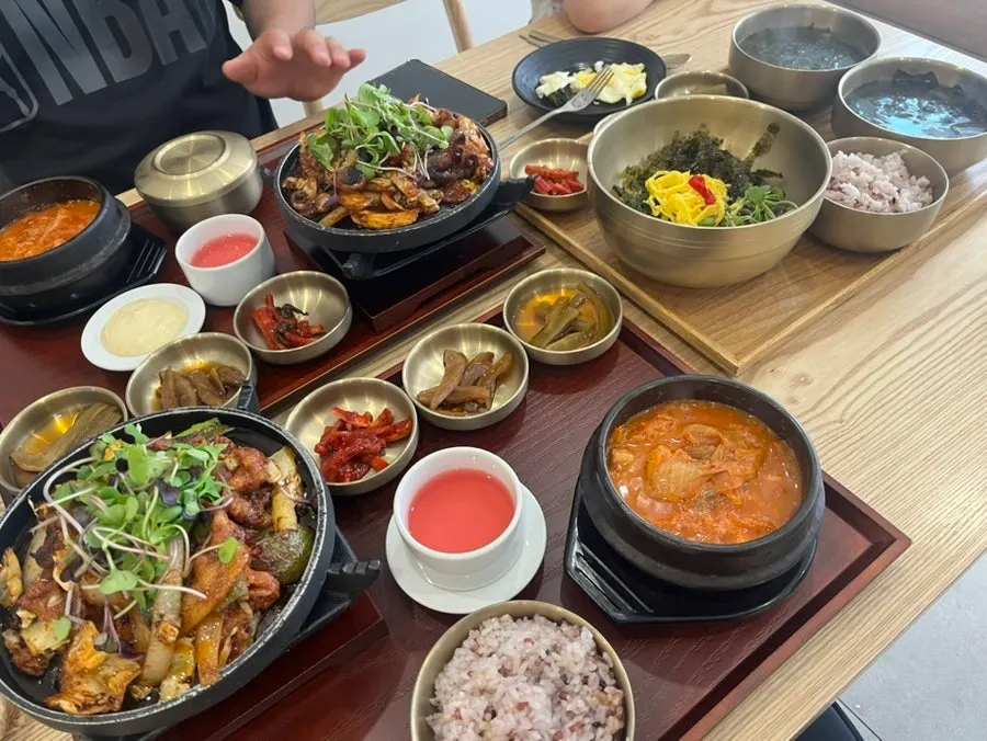 Korean set meal spread at Cafe Dongi Daemyeong Station Branch