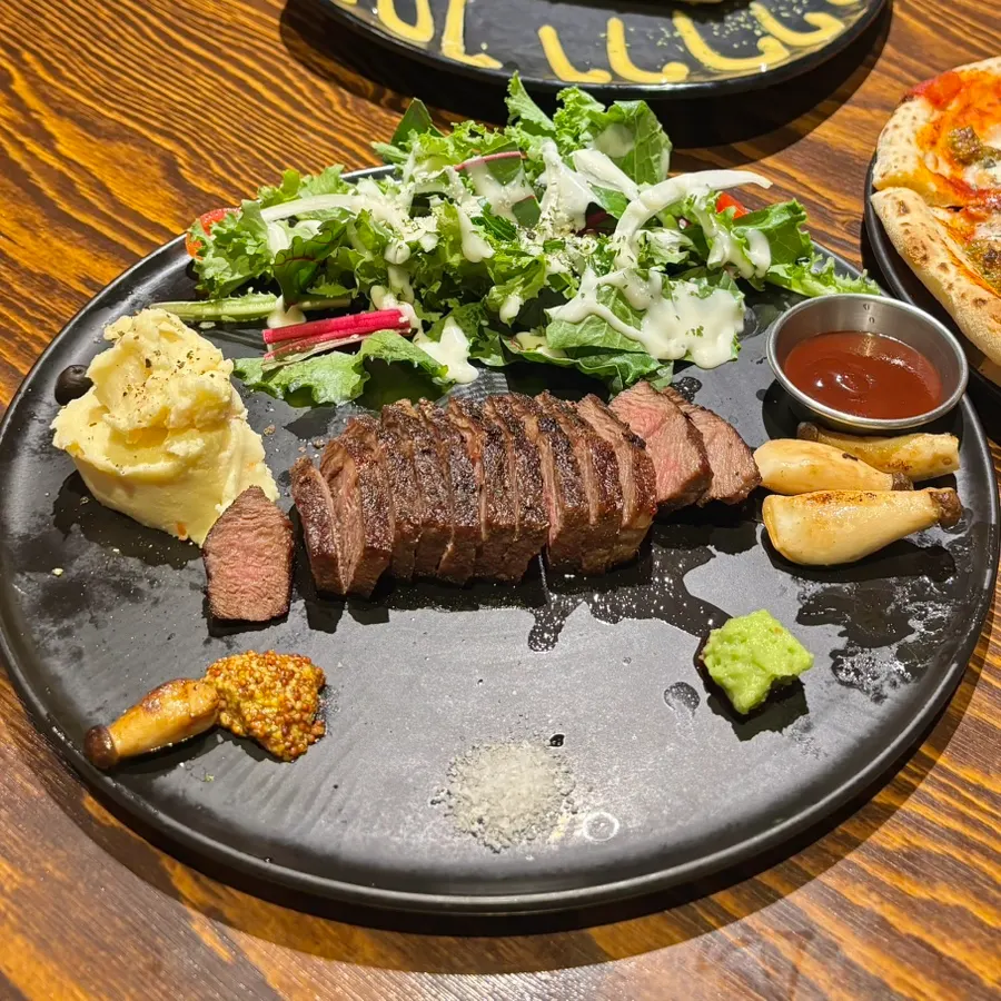 Flat iron steak at Dana Dongseong-ro Main Branch