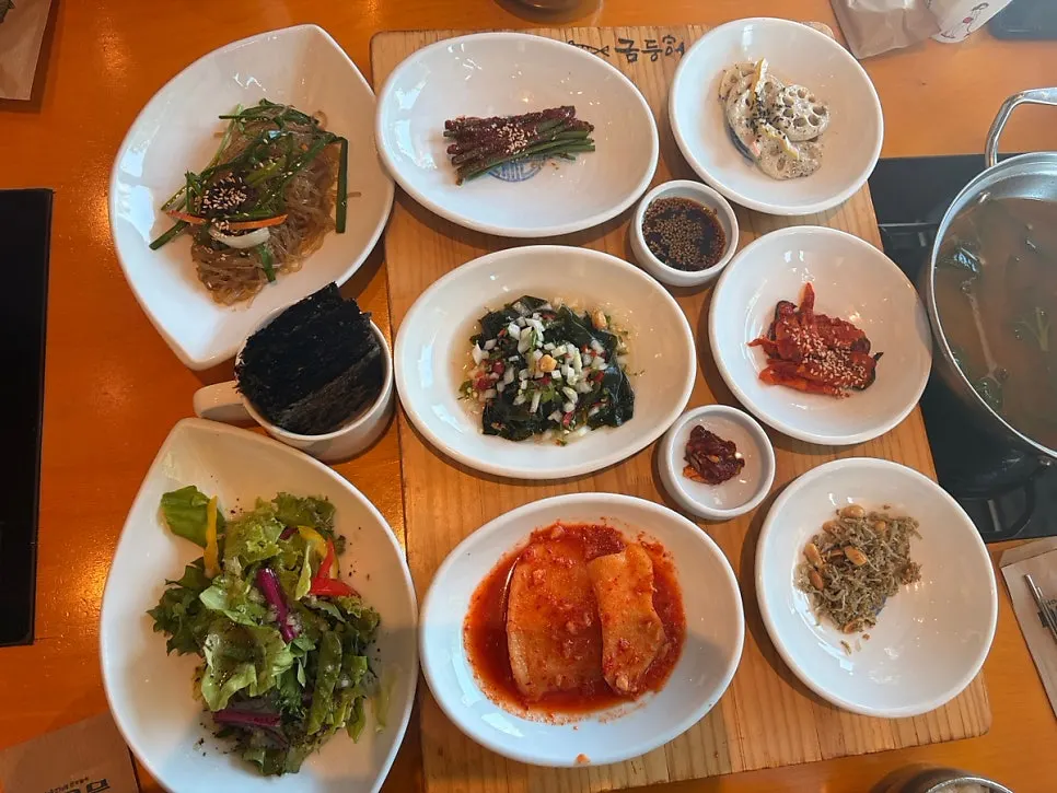 Banchan spread laid out horizontally
