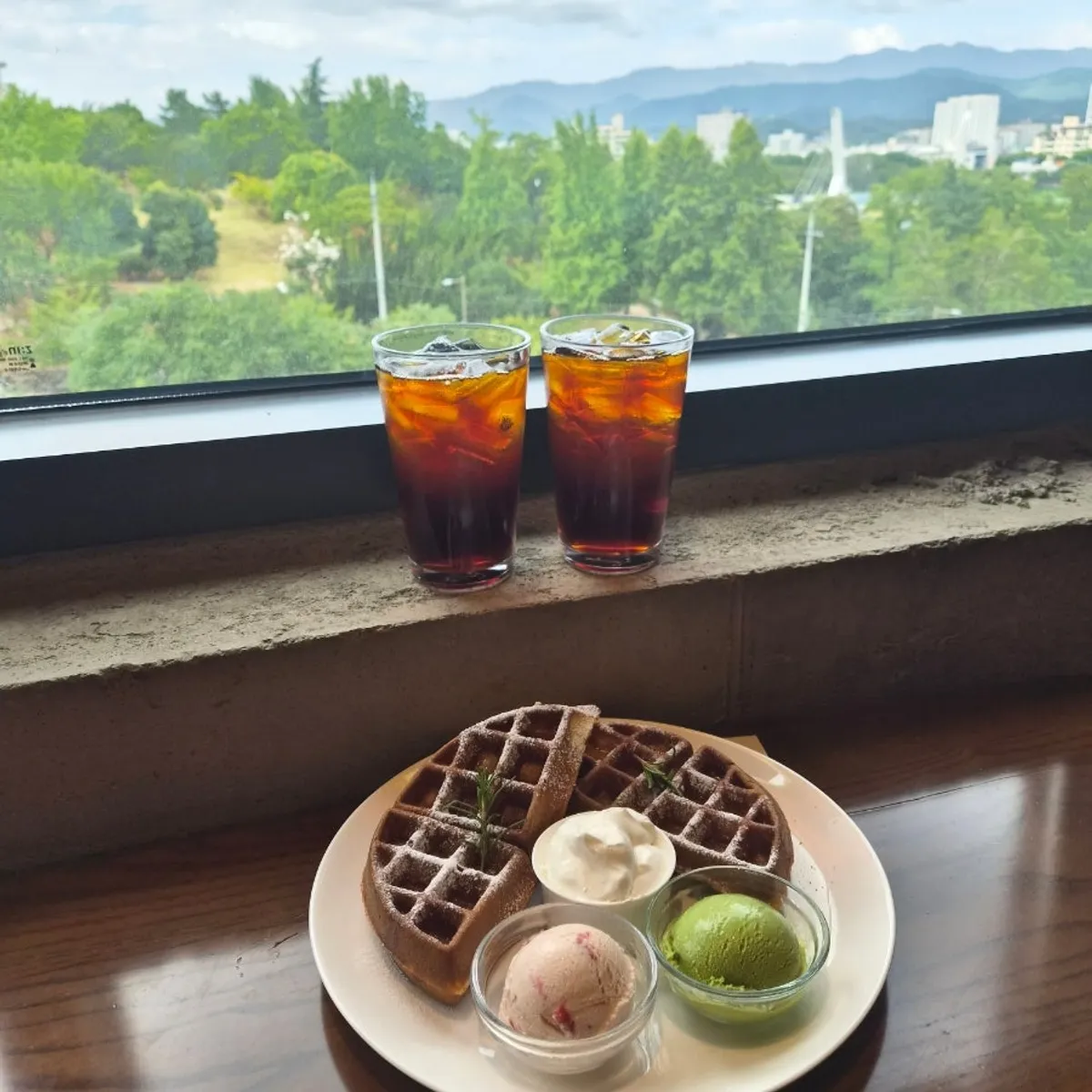 Main view of Hands Coffee Dongchon Resort Branch