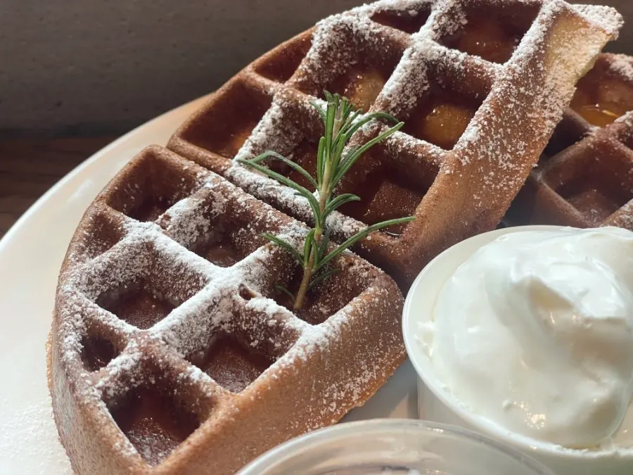 Two pour-over coffees and an ice cream waffle at Hands Coffee in Daegu