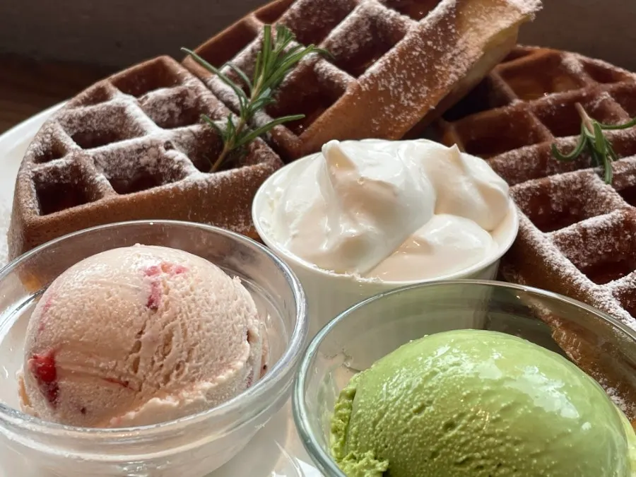 Two pour-over coffees and an ice cream waffle at Hands Coffee in Daegu