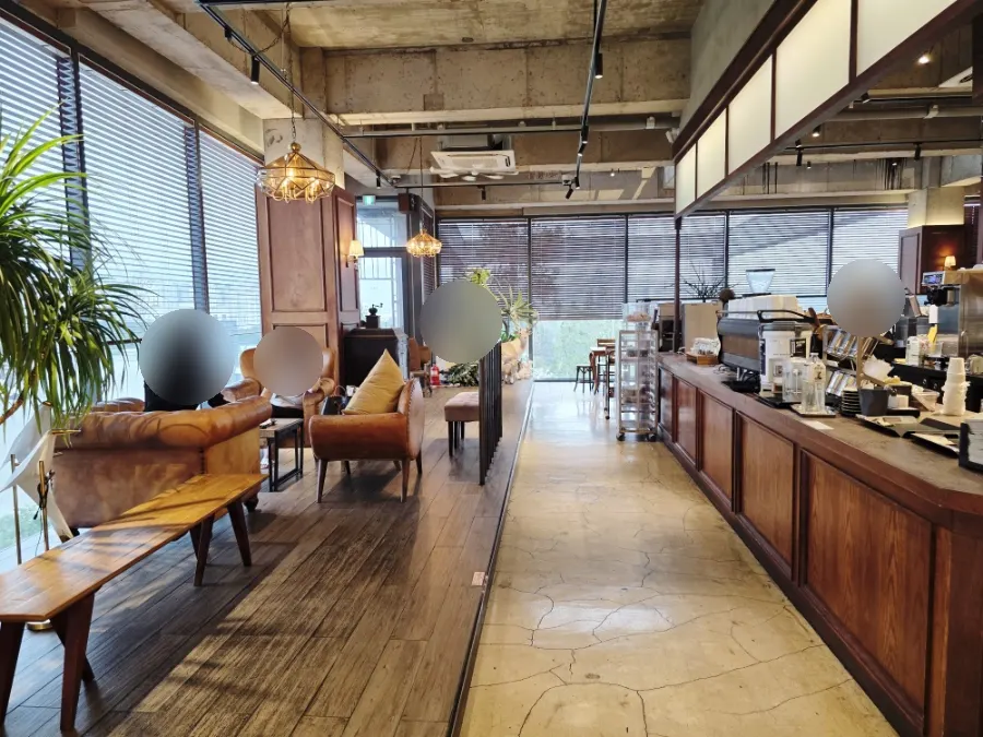Second-floor ordering pickup area and tables