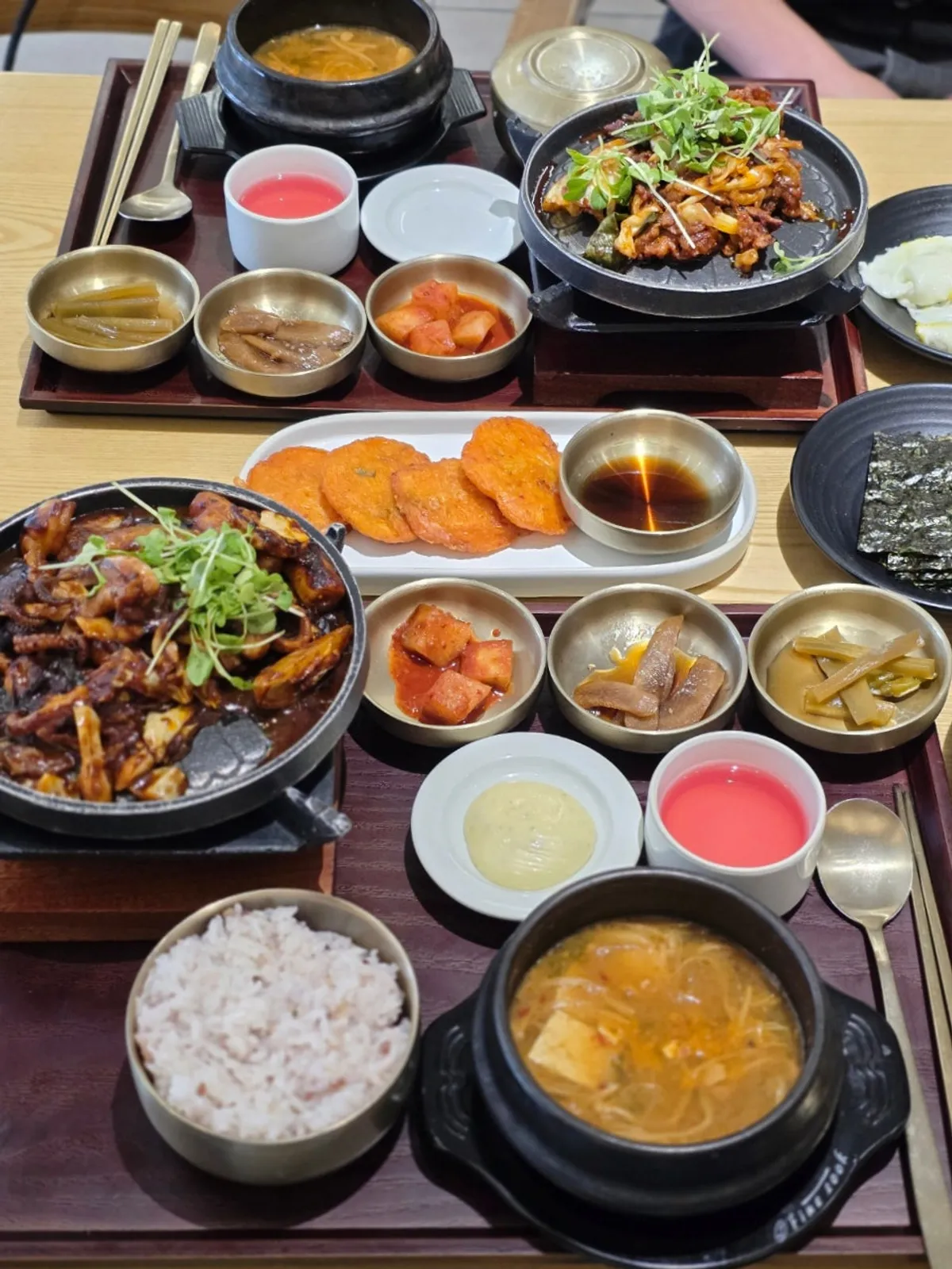 Full table spread of a solo grill set