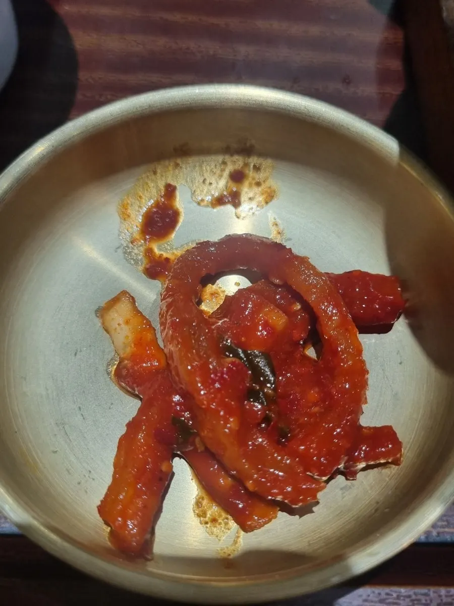 한식 백반 반찬 구성