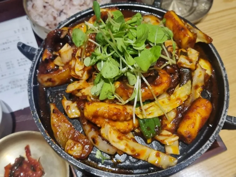 매콤한 낙지·쭈꾸미볶음