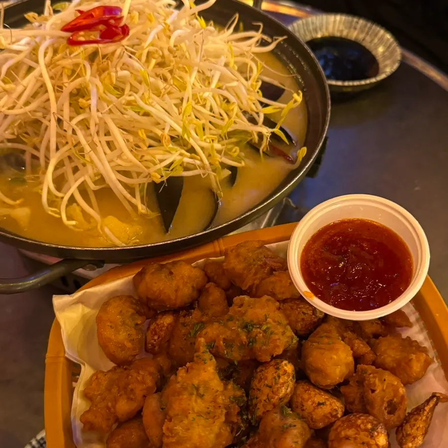 Generous serving of Nagasaki jjamppong soup