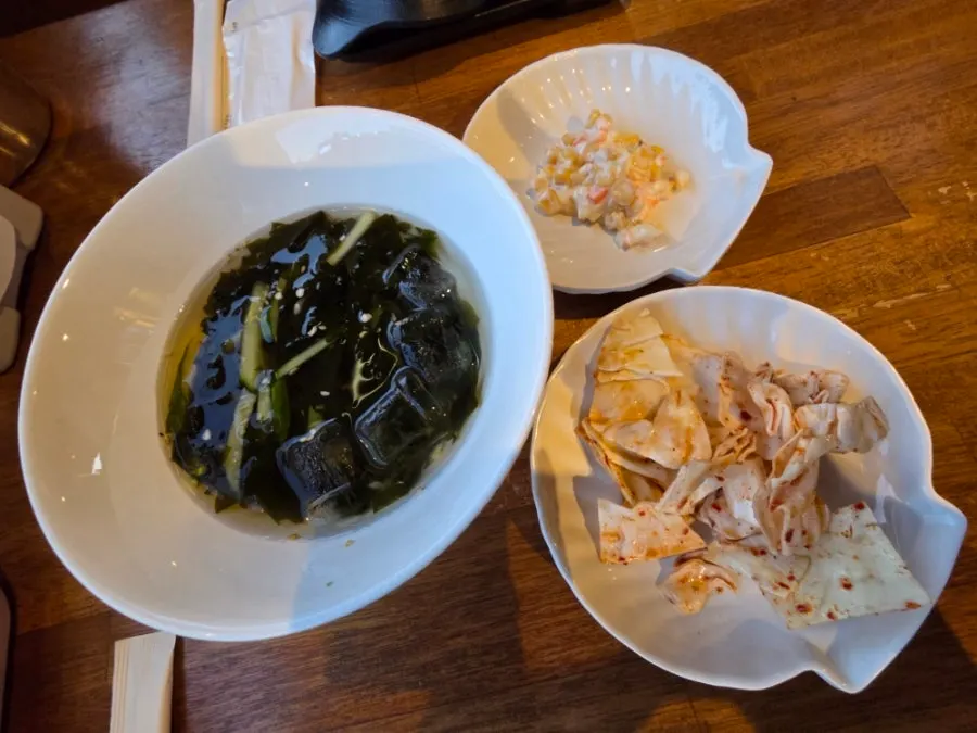 Cucumber seaweed cold soup and Korean side dishes