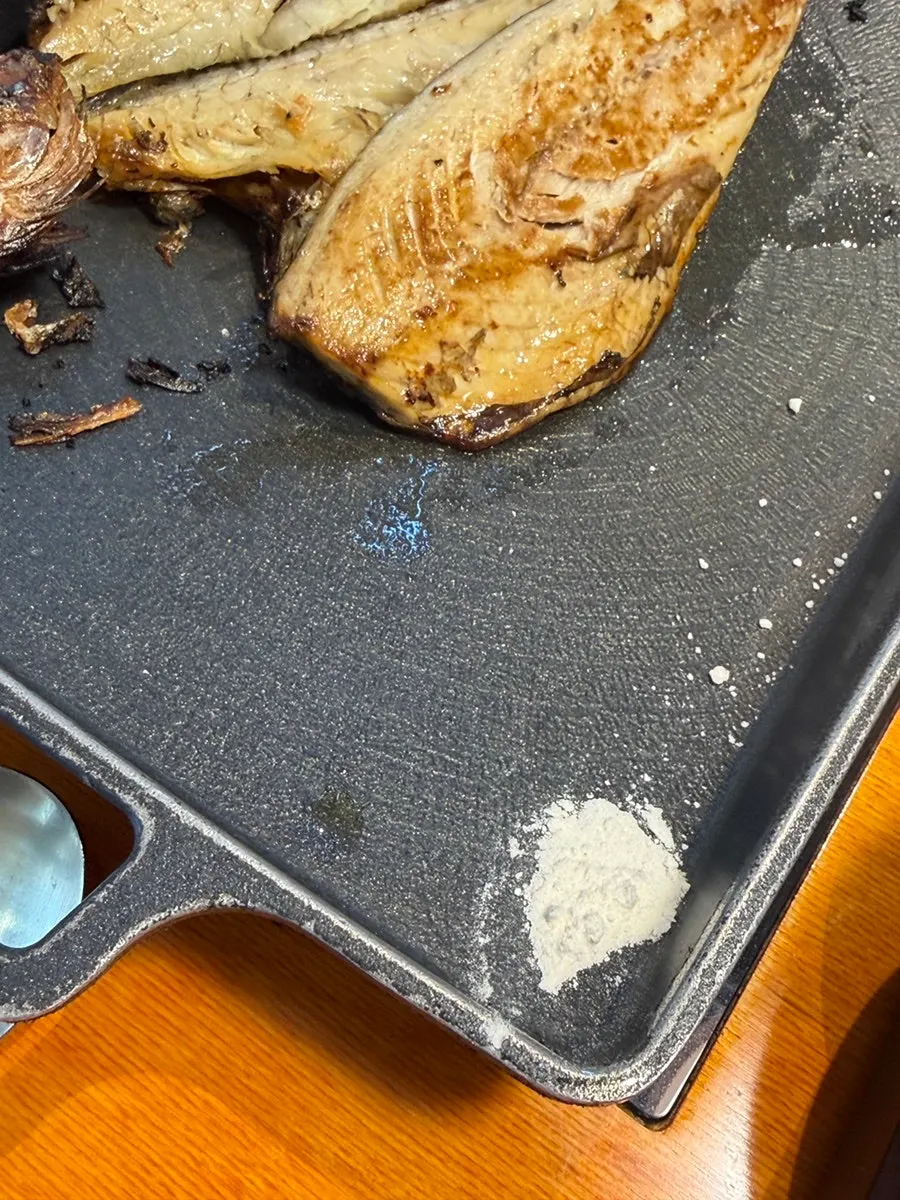 솥밥과 곱창김 반찬 구성 관련 이미지