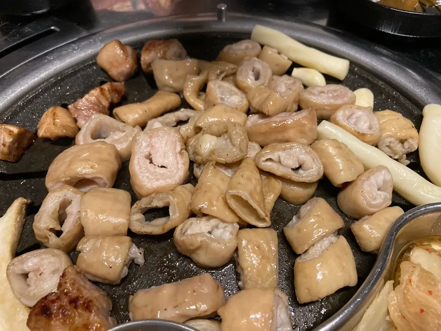 겉절이와 곁들인 목살