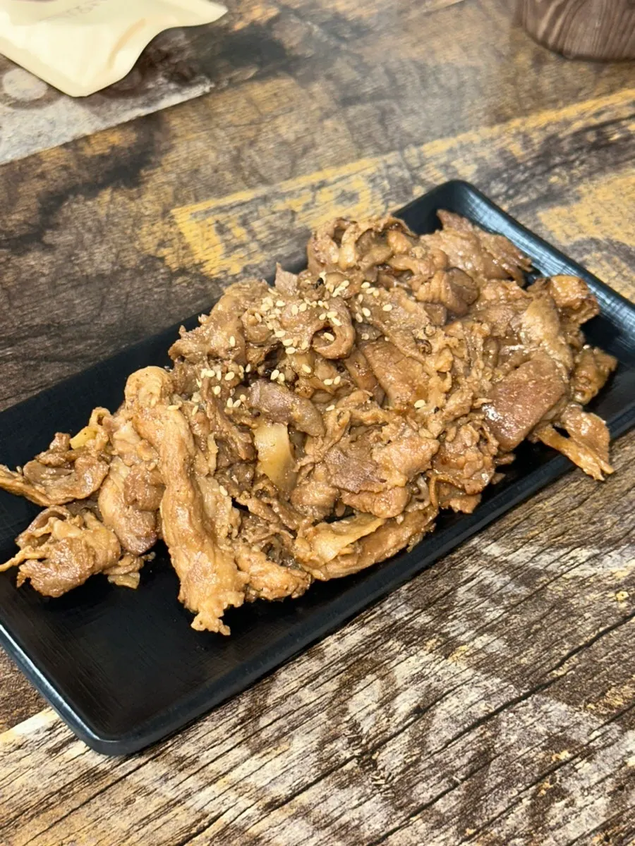 육개장칼국수와 빨간육개장 포함 주문 상차림