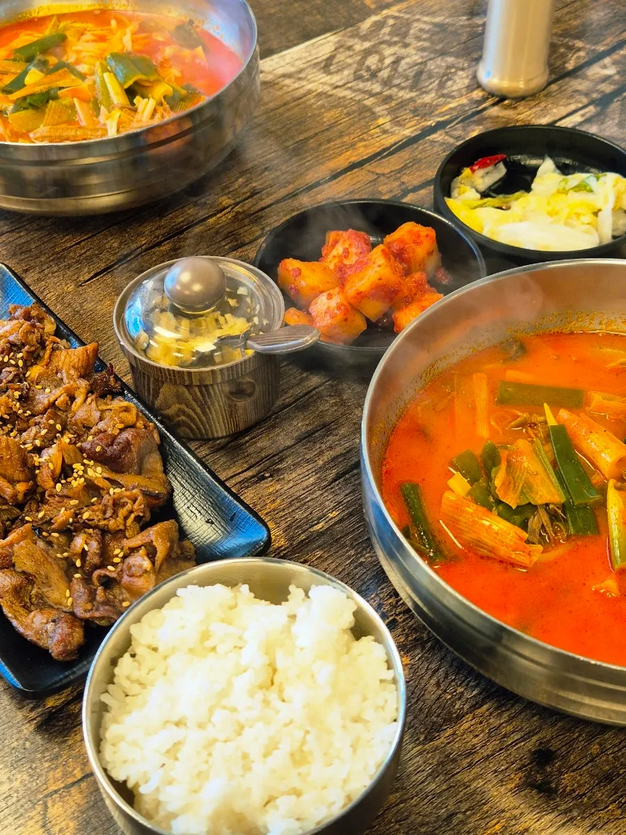 Grilled bulgogi with sweet-savory seasoning