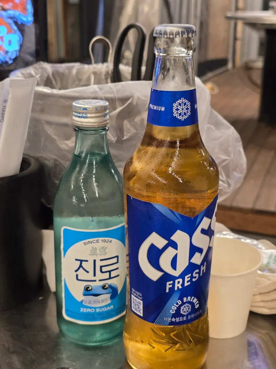 반으로 자른 불닭 꽃게구이 속살
