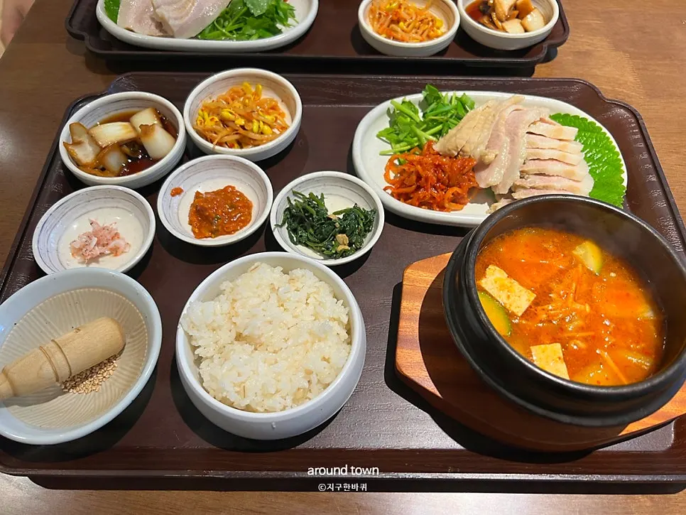 직접 가는 깨 소스와 보쌈 곁들임