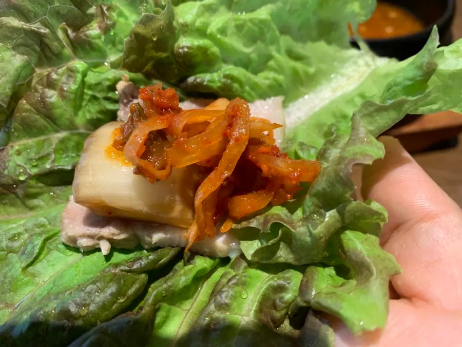Bossam with handmade seasonal side dishes