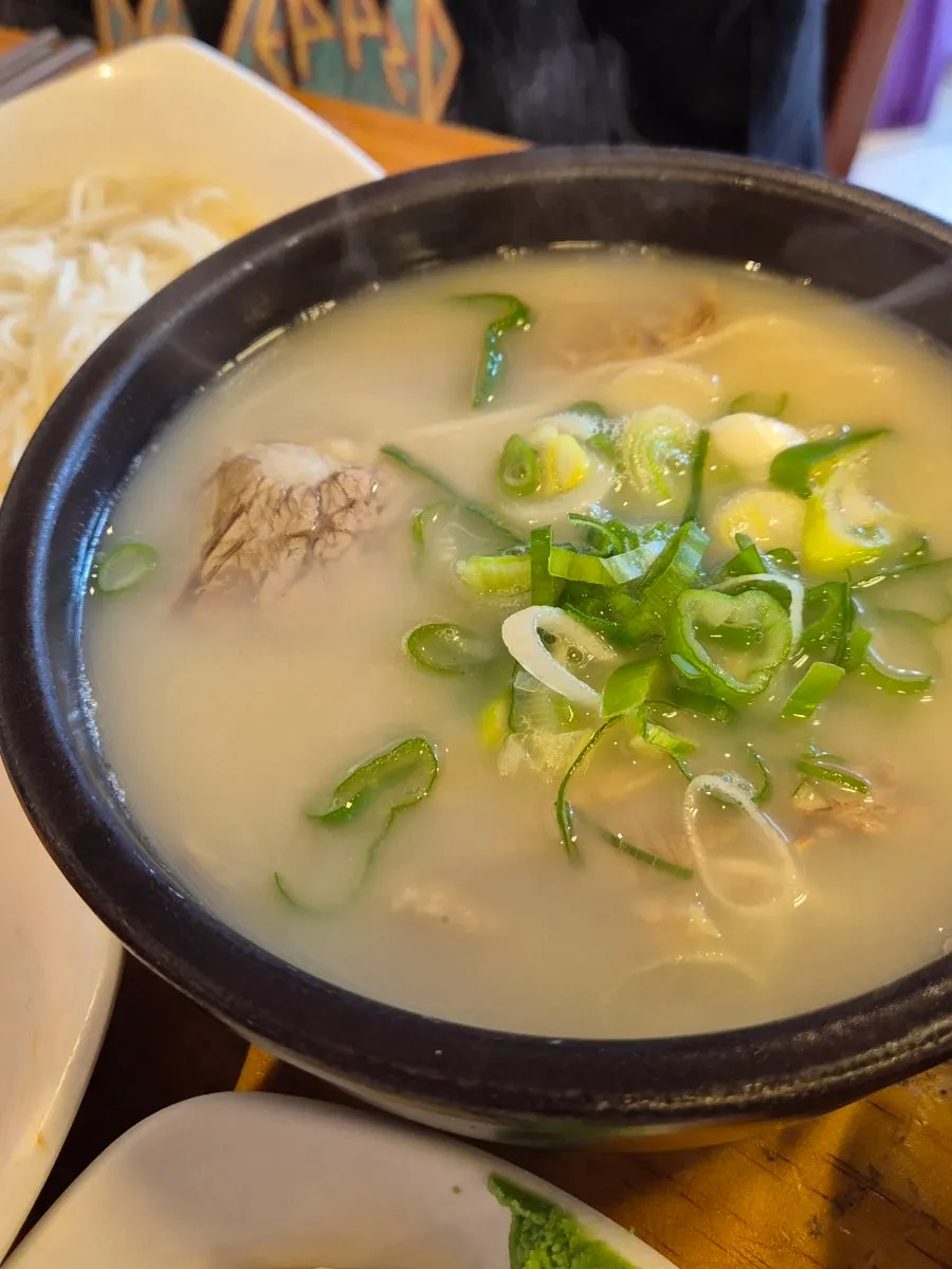 한우장 특설농탕 상차림