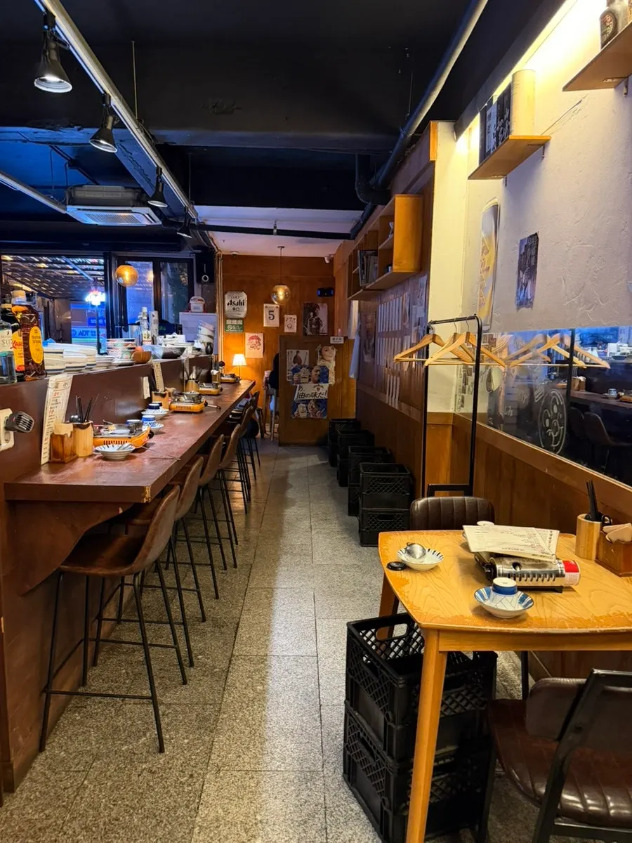 Japanese izakaya-style entrance at Gyodong Nakwon