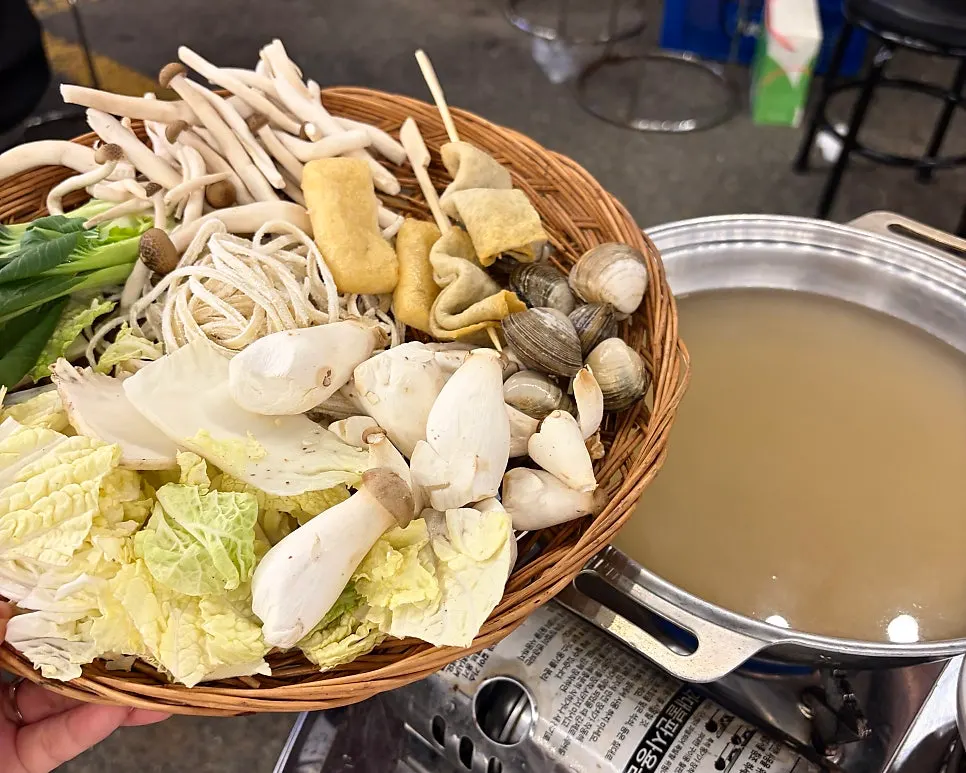 Table set with the hot pot and pork cutlet starter