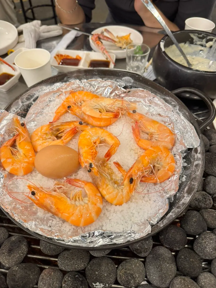 마요네즈와 매운 소스 꽃게