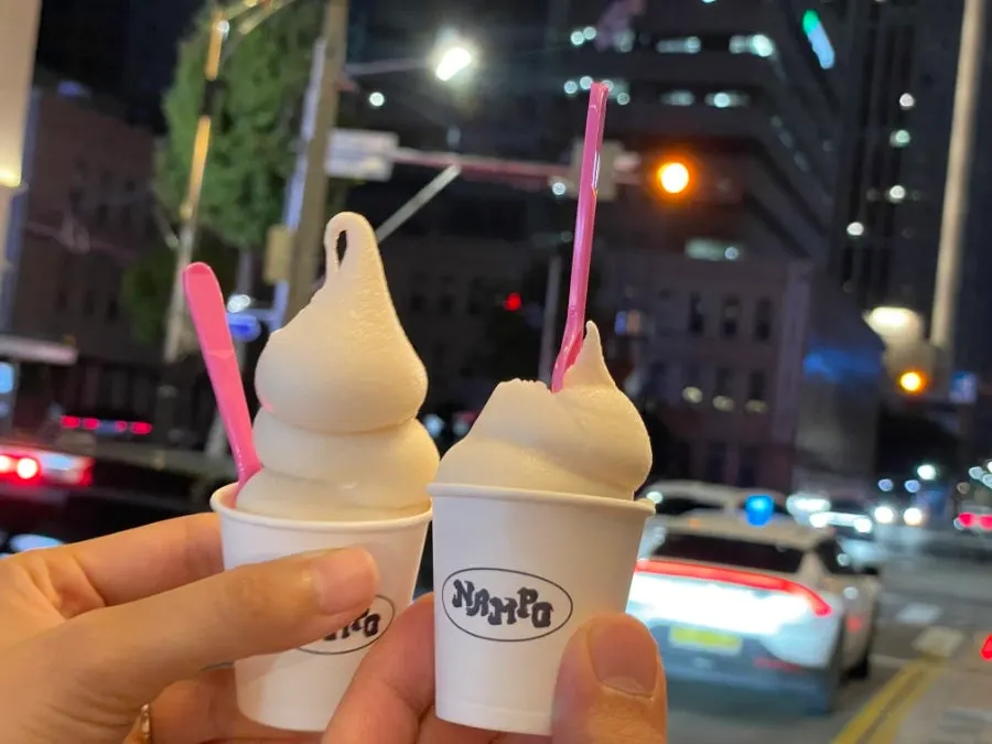 마무리로 먹은 우유맛 소프트 아이스크림