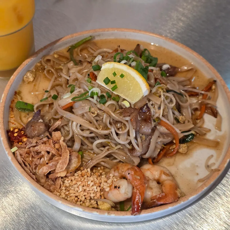 Thai Yami's signature pad thai