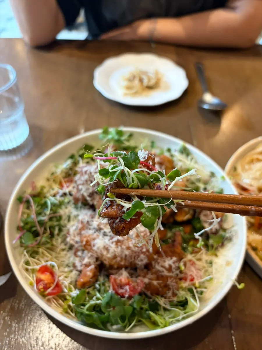 Kai Phrai with cheese and salad