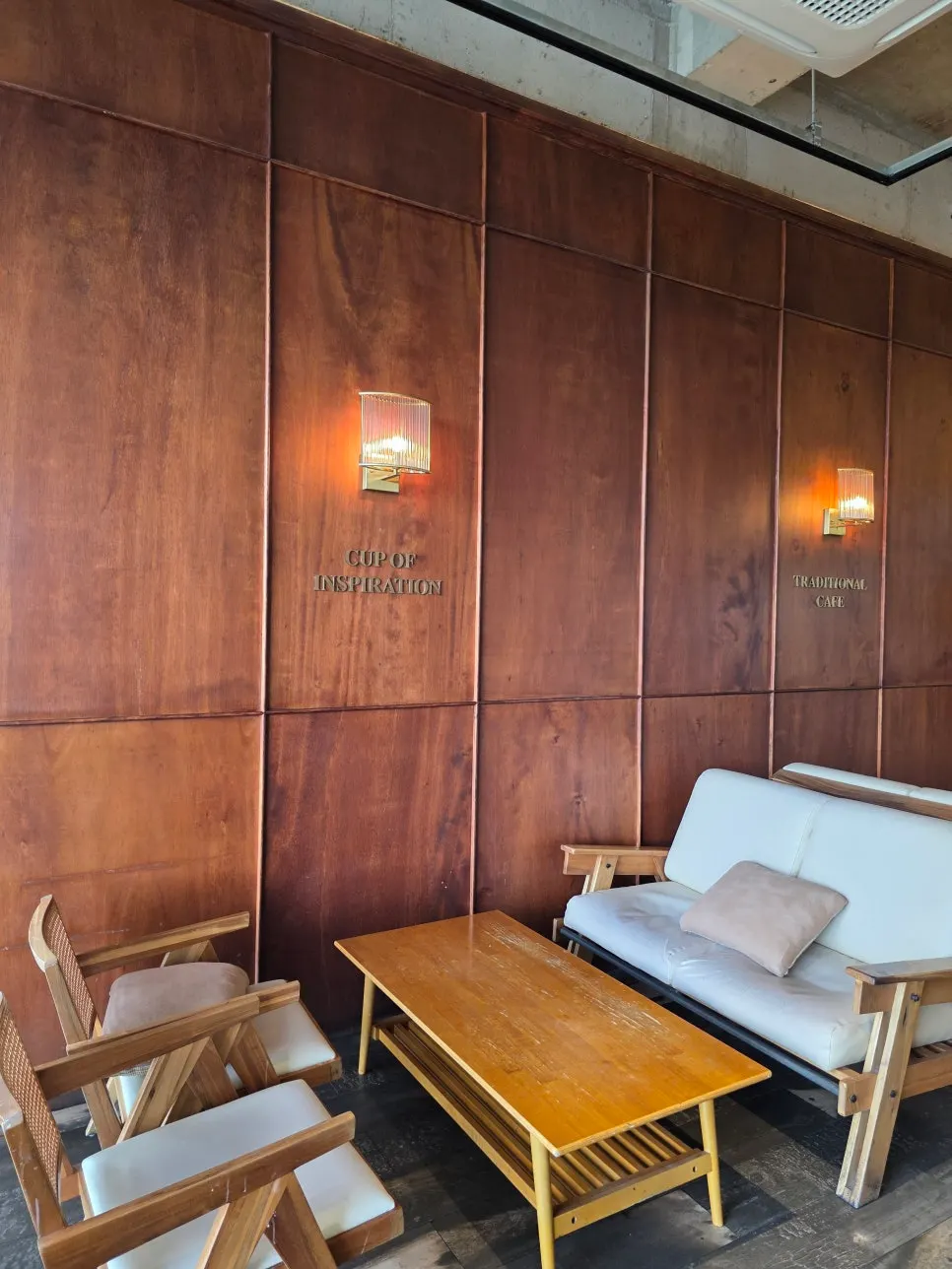 Second-floor space with generously spaced seating