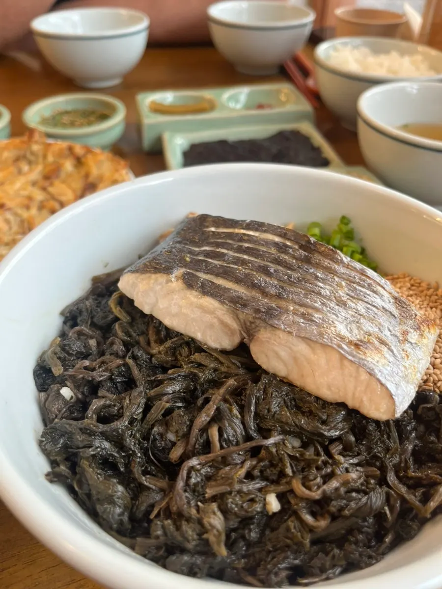 Hyangtaek signature mackerel gondre rice