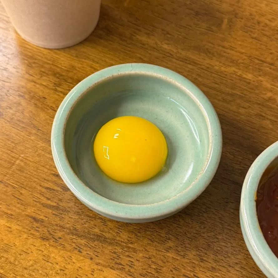 Components of the yukhoe bibimbap