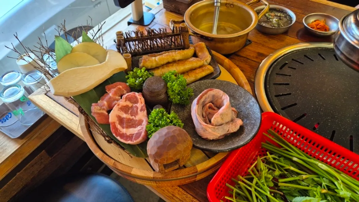 Signature meat menu selection at Supbul Makchang