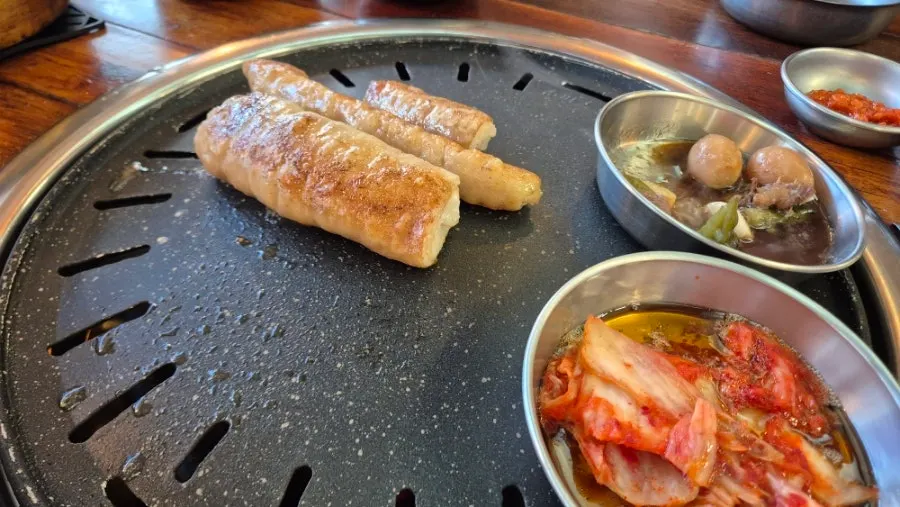 Makchang, pork skirt meat, pork neck, and minari set