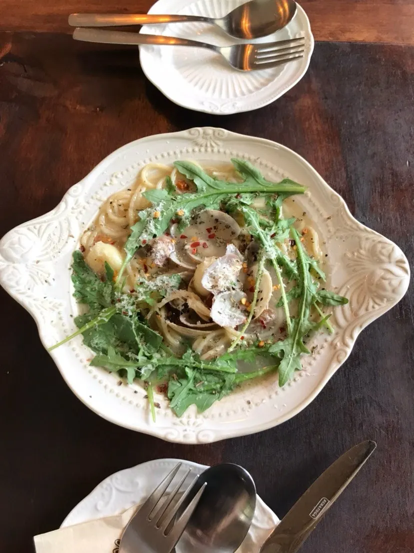 Spicy clam broth pasta