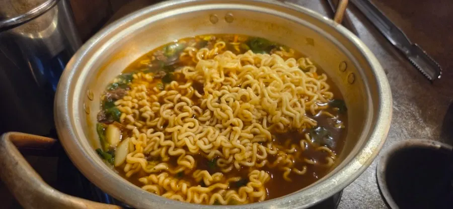 セルフバーで煮たラーメン