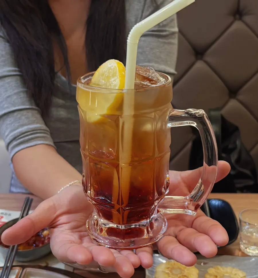 서비스로 받은 얼그레이 하이볼