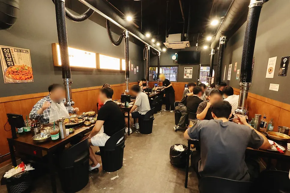 Bongja Makchang restaurant in Daegu's Jongno area