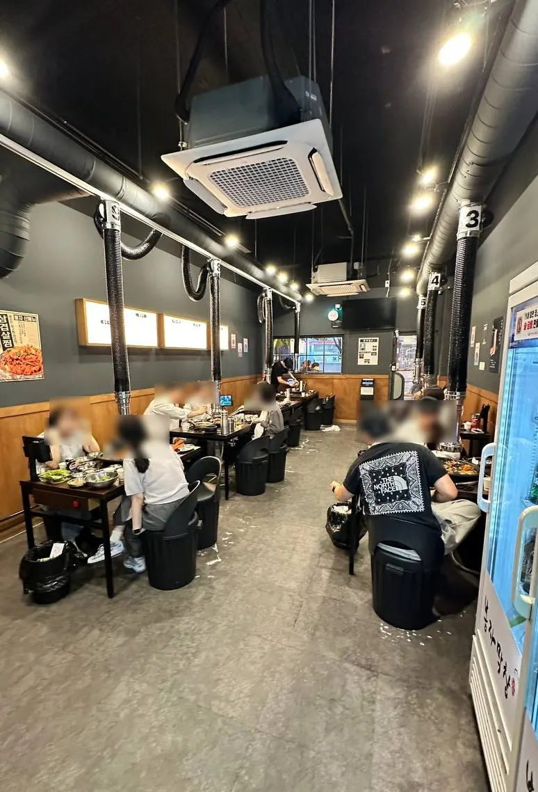 봉자막창 매장 내부 관련 사진