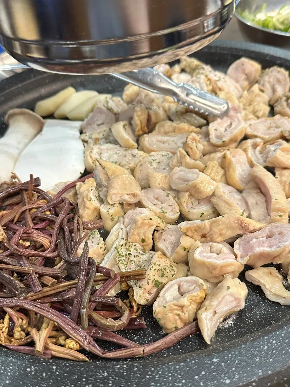봉자막창 기본 상차림 사진