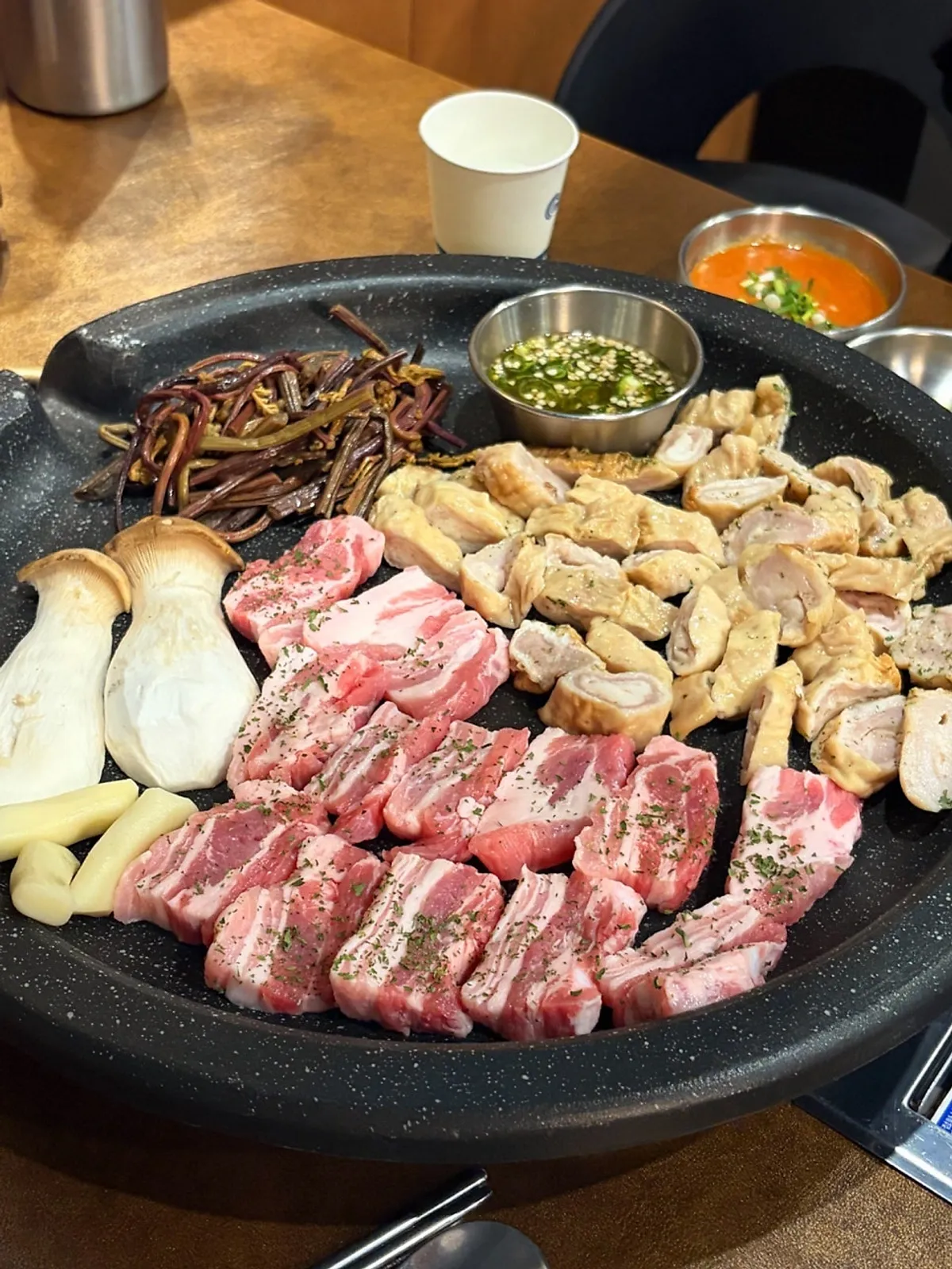 삼겹과 막창 반반 섞어한판