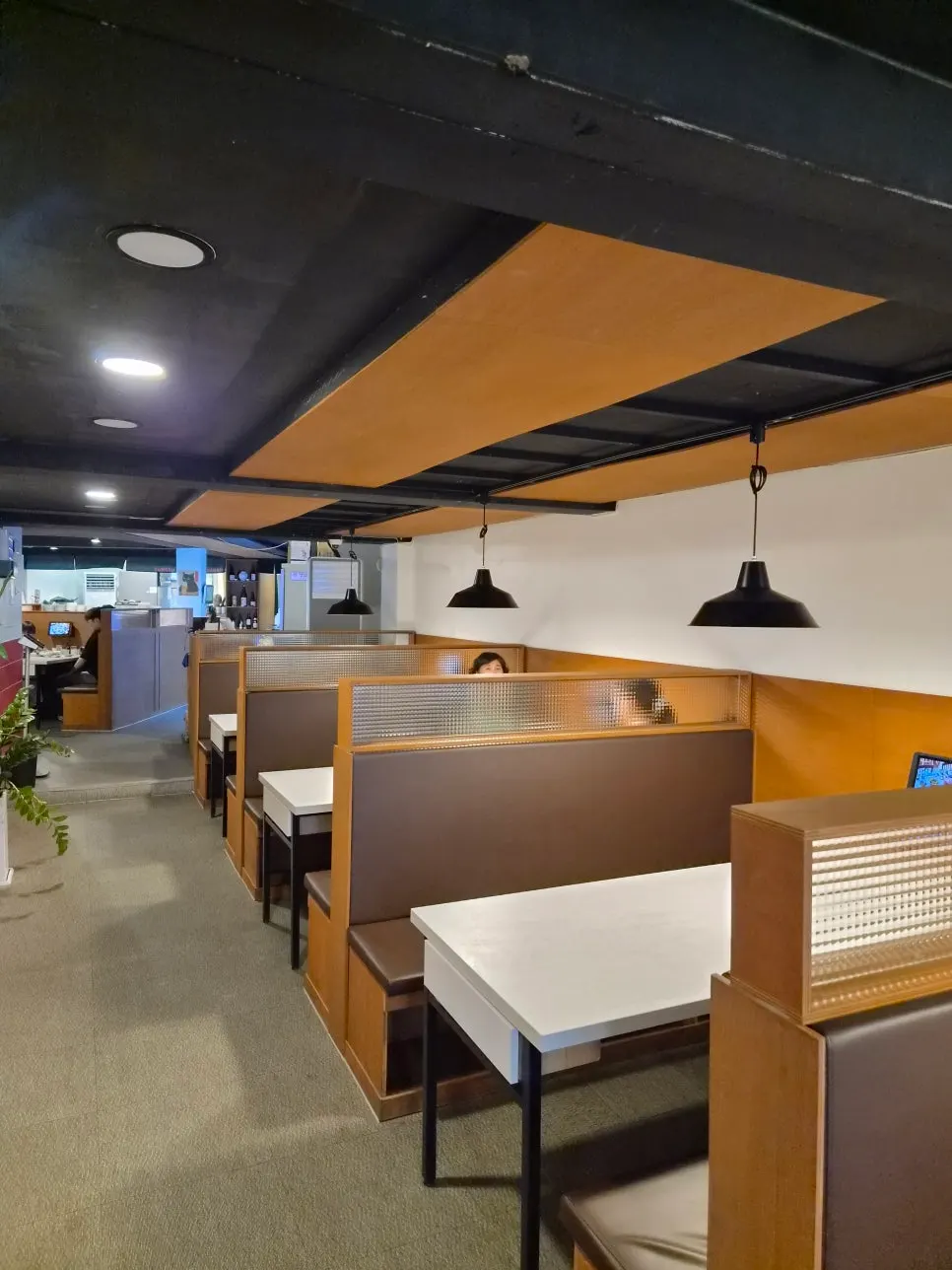 Atmospheric interior at Jongno Darang