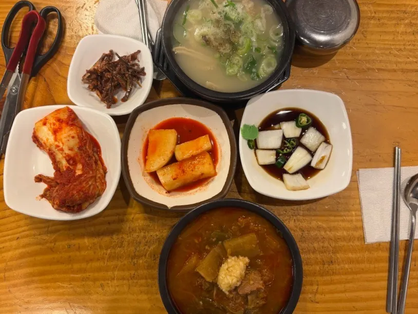 한우장 양탕 상차림