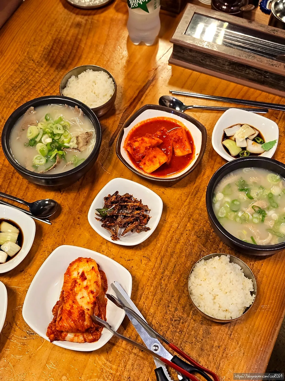 A bowl of Hanwoojang's teukseol-nongtang