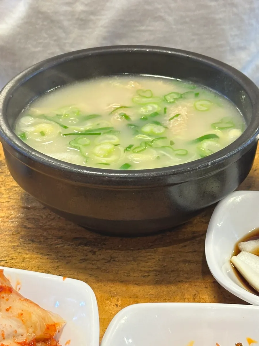 밥을 말아 먹은 특설렁탕