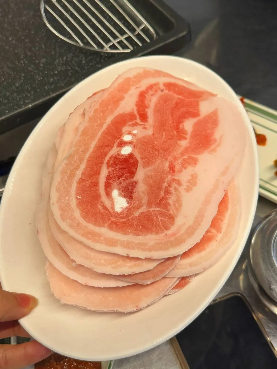 Visit to Suyeong Naengsam and frozen pork dinner record