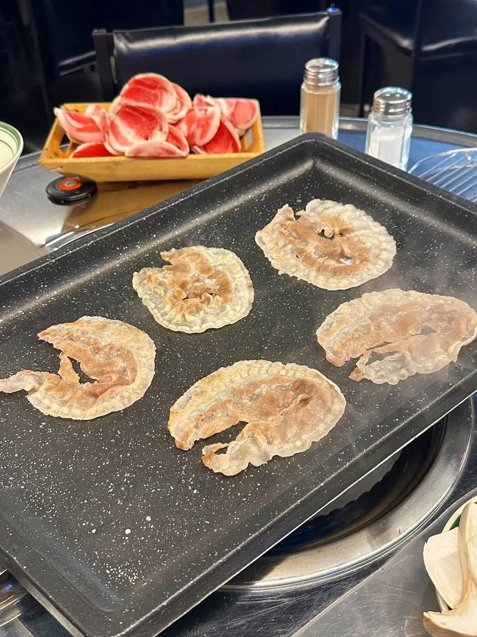 Quick-frozen sliced pork and side dishes